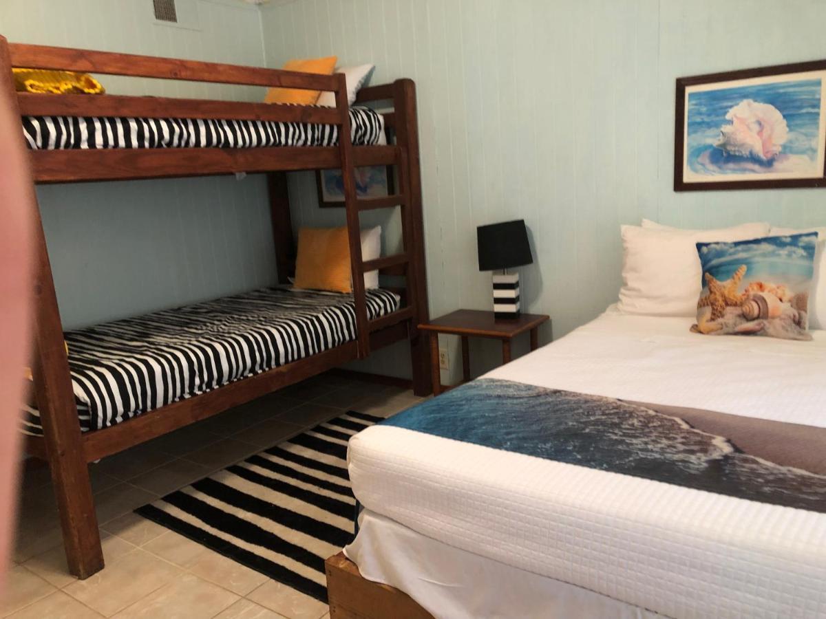 Nautical Inn Placencia Dış mekan fotoğraf